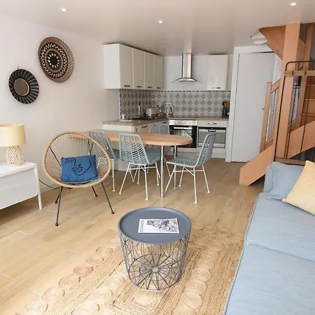 La Mariniere Entre Port Et